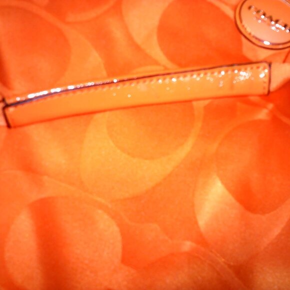 New Orange Coach Getaway Signature Nylon Packable Weekender Tote - Picture 3 of 8